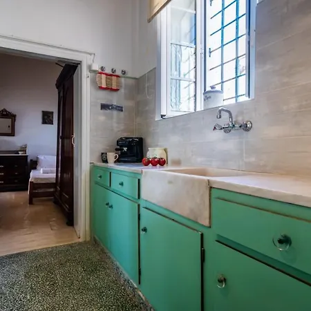 Vintage House