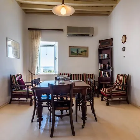بيت للعطل Vintage House Plaka (Milos)