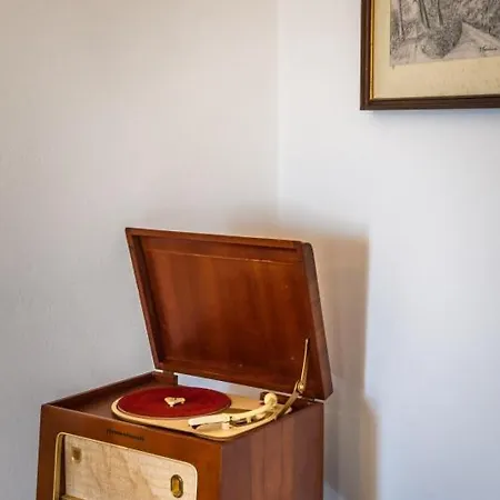 Vintage House